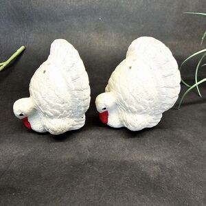 Vintage White Chalkware Plaster Turkey Thanksgiving Salt & Pepper Shakers w/cork
